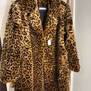 Pamela McCoy Leopard Print Teddy Jacket